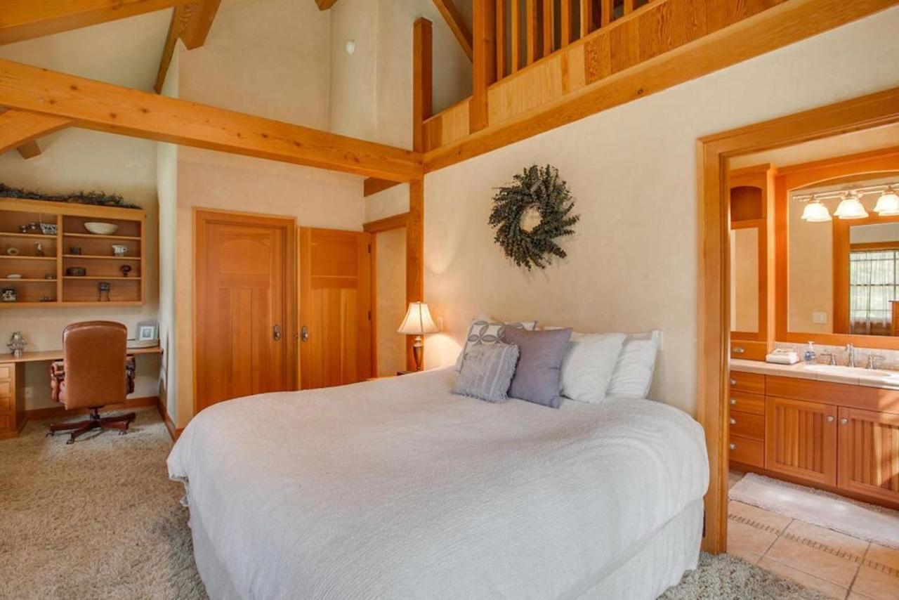 Snowgrass Lodge - River, Mountain Views & Hot Tub Leavenworth Ngoại thất bức ảnh